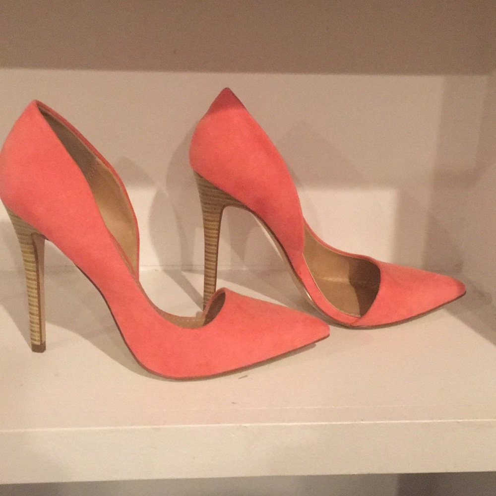 Peach heels brand new super cute - Picture 1 of 2